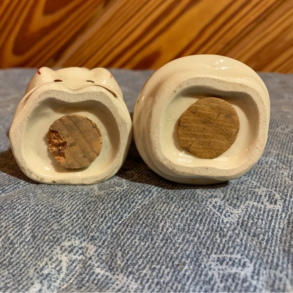 Shawnee Salt and Pepper Shakers - Picture 5 of 6